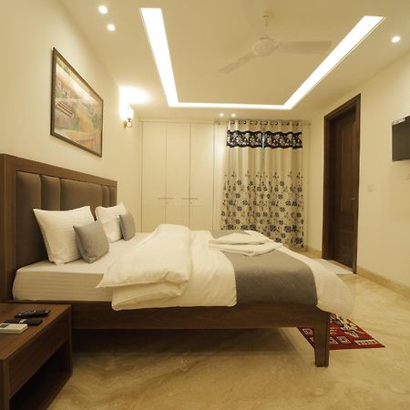 Under My Roof Superio Bed & Breakfast New Delhi Luaran gambar