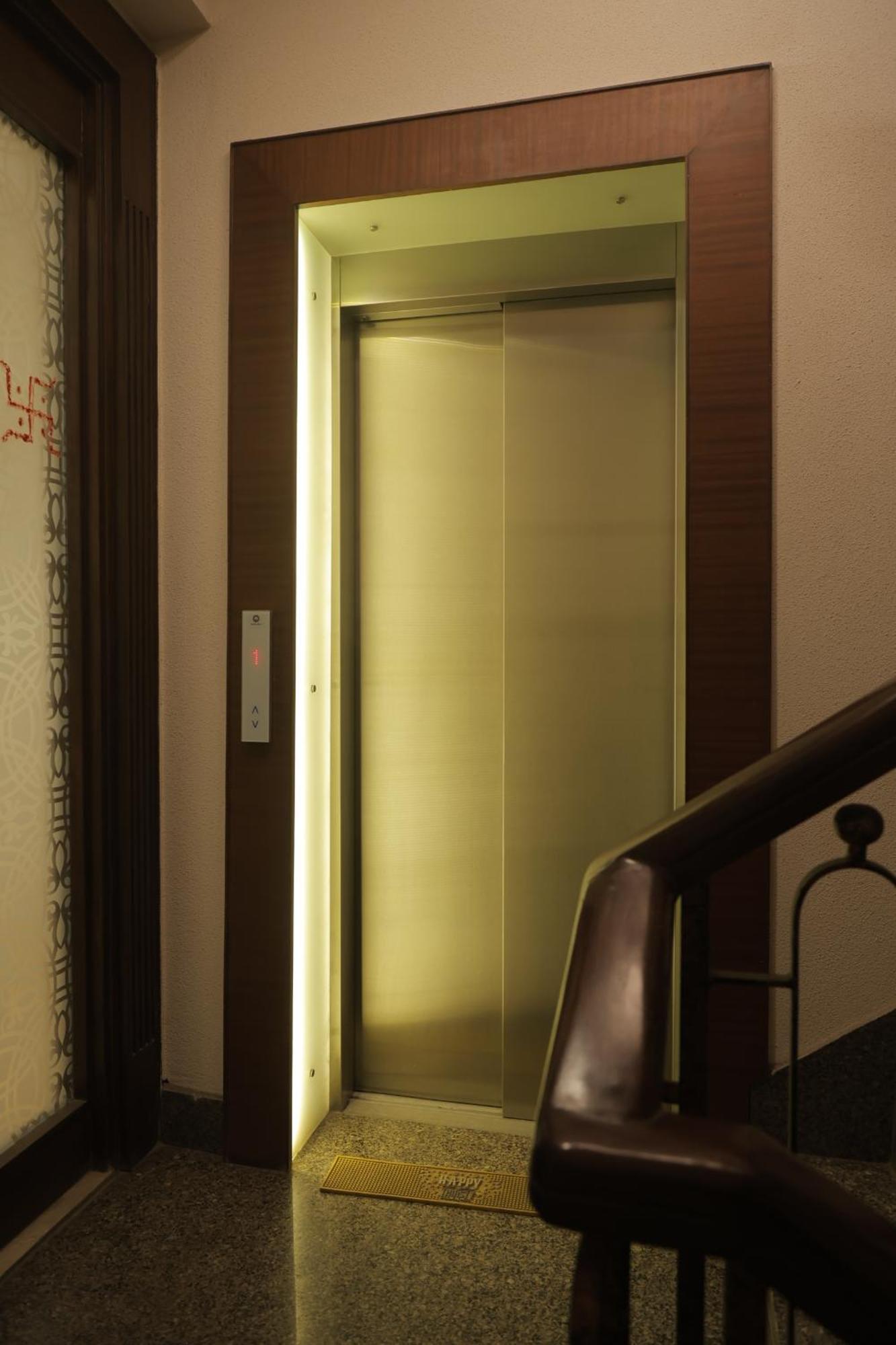 Under My Roof Superio Bed & Breakfast New Delhi Luaran gambar