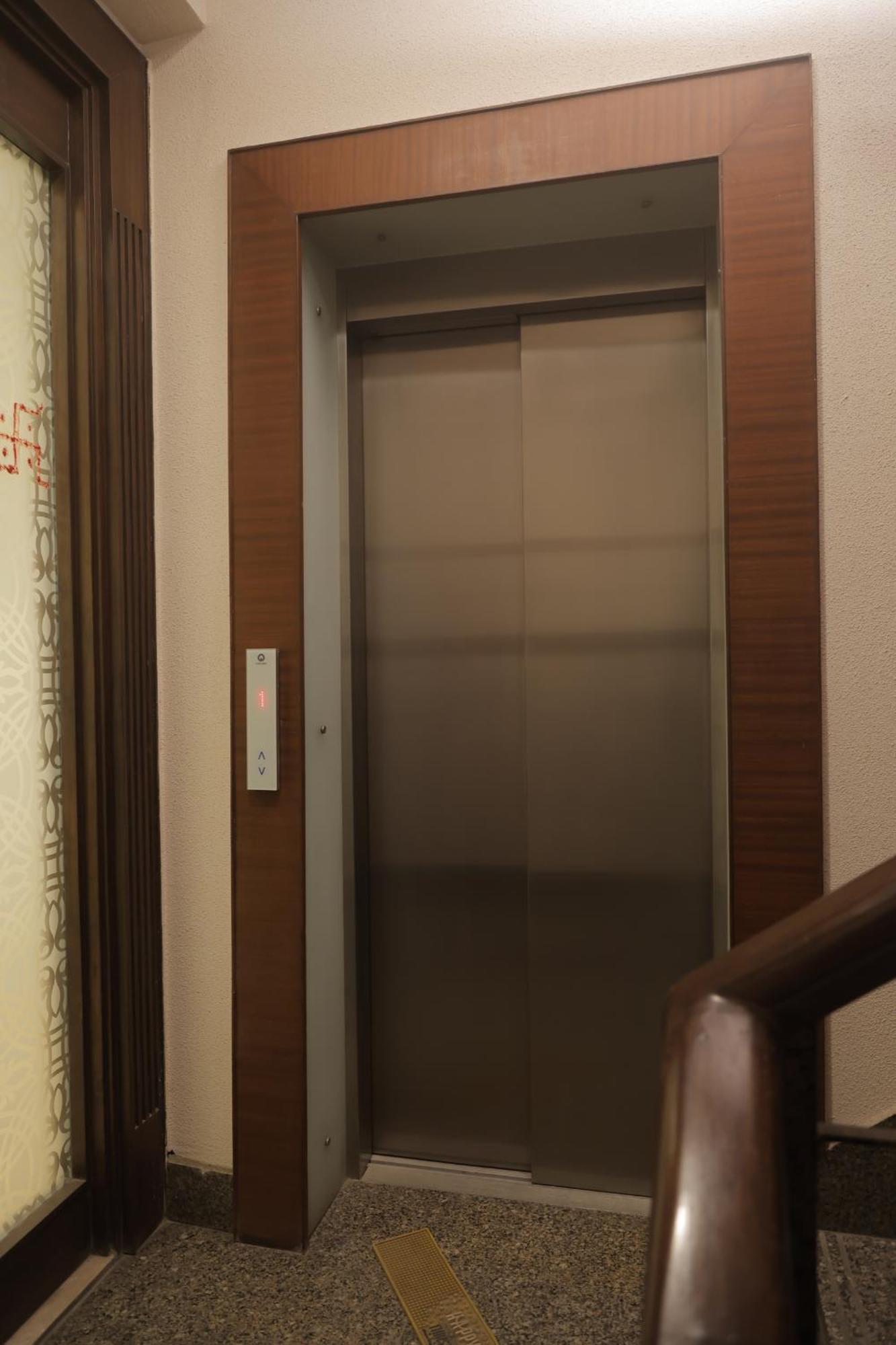 Under My Roof Superio Bed & Breakfast New Delhi Luaran gambar