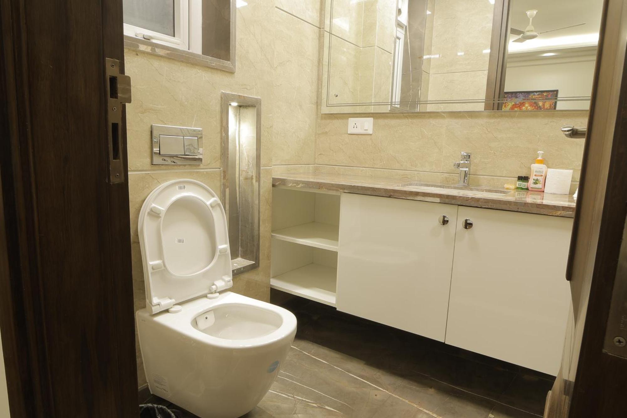 Under My Roof Superio Bed & Breakfast New Delhi Luaran gambar