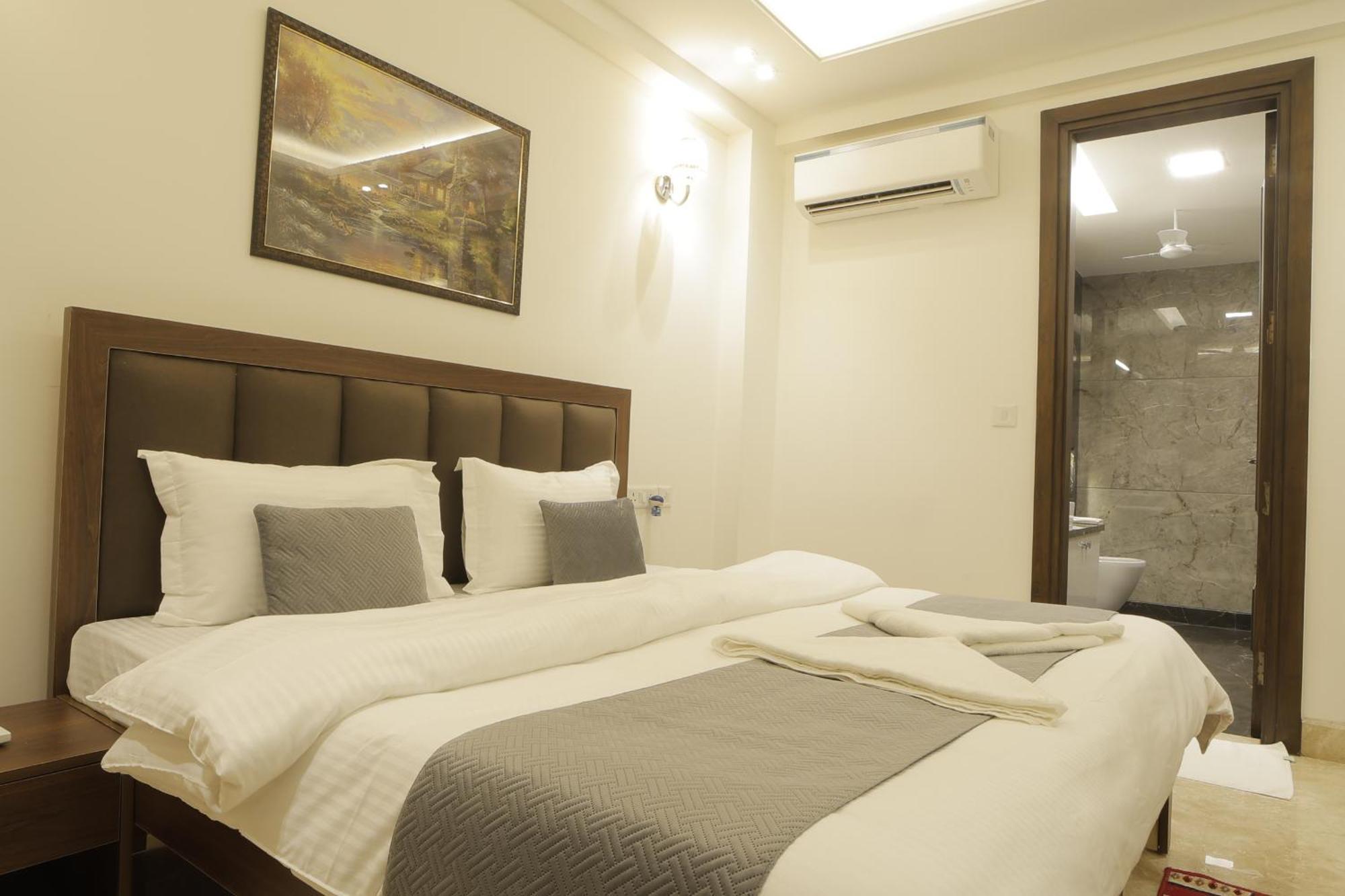 Under My Roof Superio Bed & Breakfast New Delhi Luaran gambar