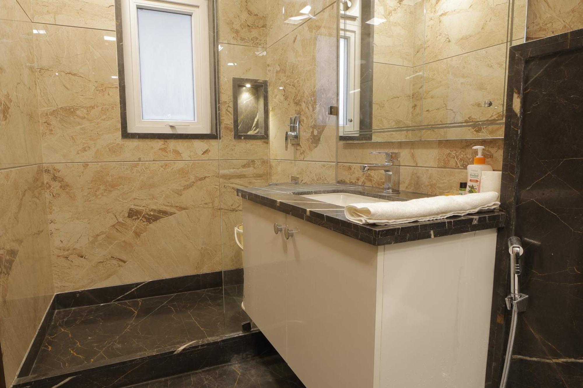 Under My Roof Superio Bed & Breakfast New Delhi Luaran gambar