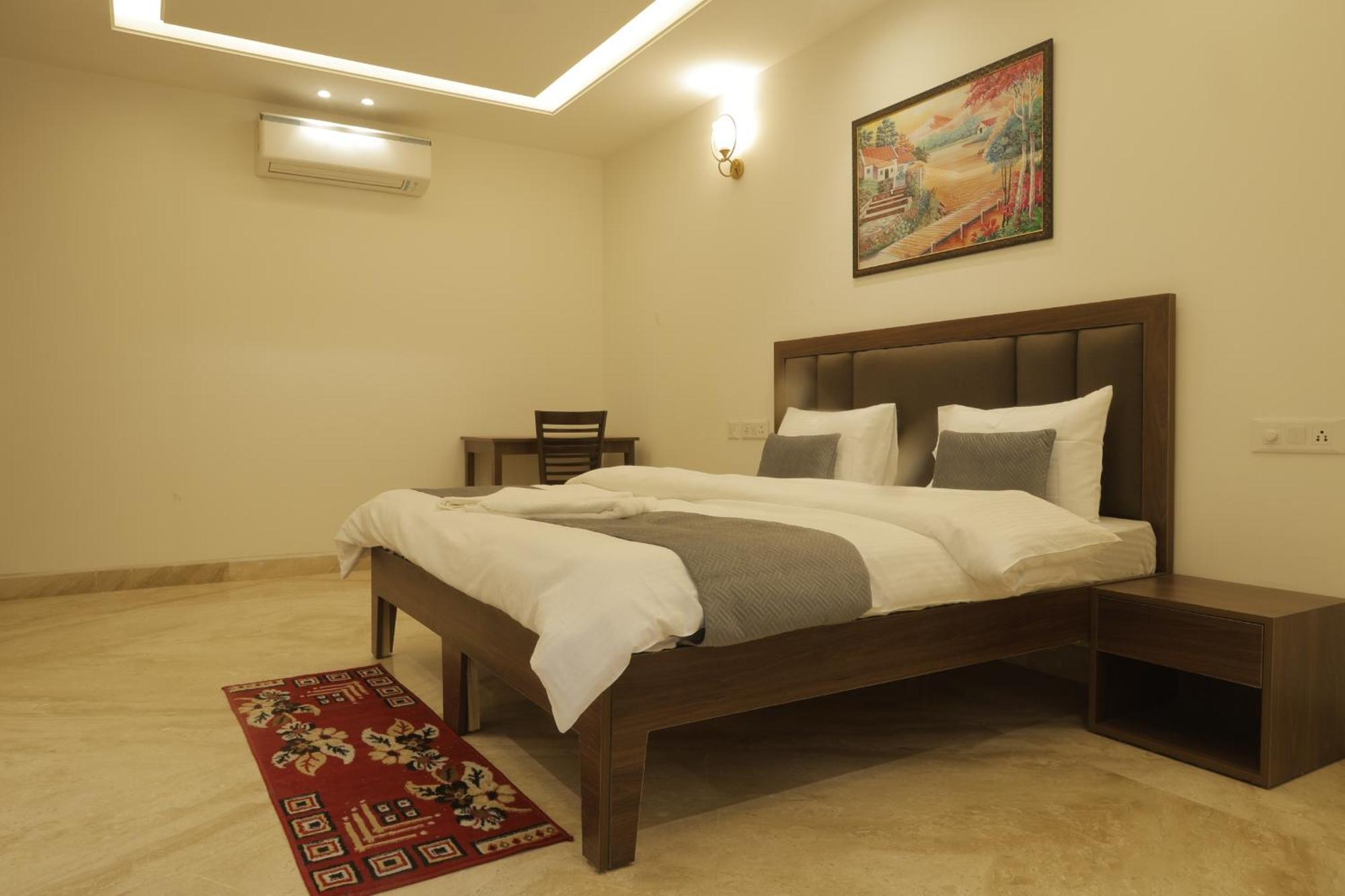 Under My Roof Superio Bed & Breakfast New Delhi Luaran gambar